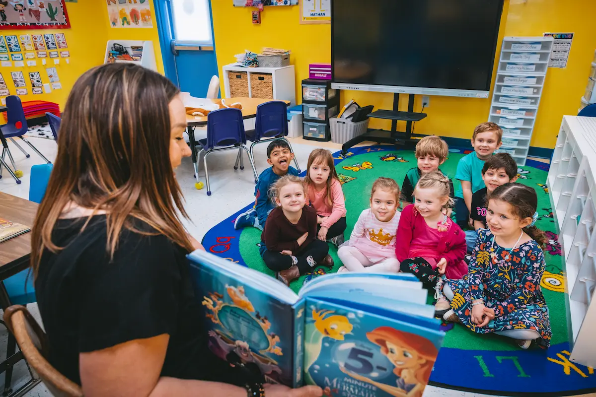 Children learning at Courthouse Academy